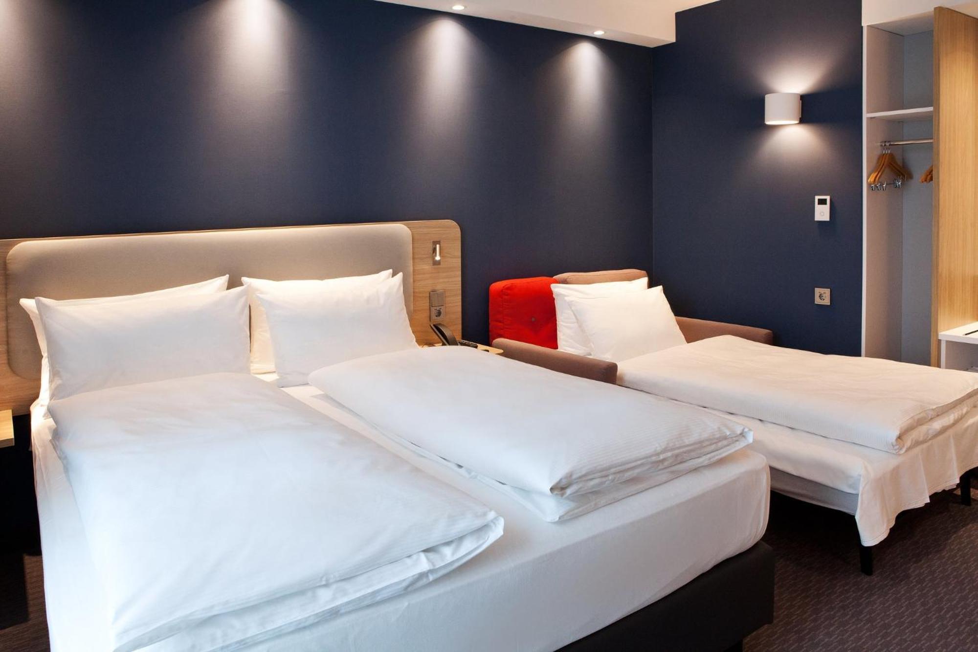 Holiday Inn Express - Remscheid Exterior photo